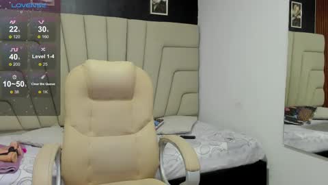 Snapshot of milf_meli chatting on March 2, 7:02 pm milf_meli online show from March 2, 7:02 pm