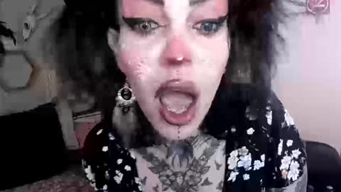 Isabella online show from September 25, 1:59 pm