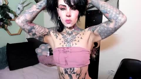 Isabella online show from October 15, 1:44 pm