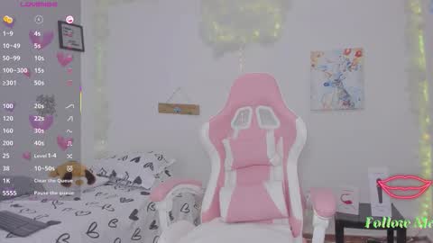 Aura  online show from March 5, 4:19 am