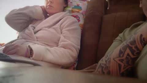 Snapshot of milfanddilf696969 chatting on December 31, 1:47 am milfanddilf696969 online show from December 31, 1:47 am