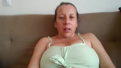 Snapshot of milfevha chatting on January 10, 7:37 pm milfevha online show from January 10, 7:37 pm