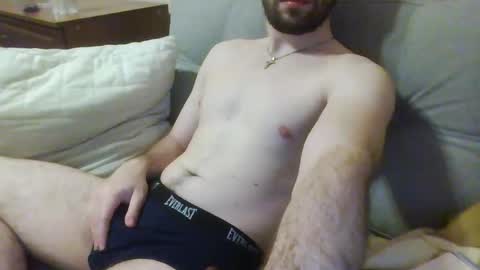 Snapshot of milfhunter20008 chatting on March 27, 7:24 pm milfhunter20008 online show from March 27, 7:24 pm