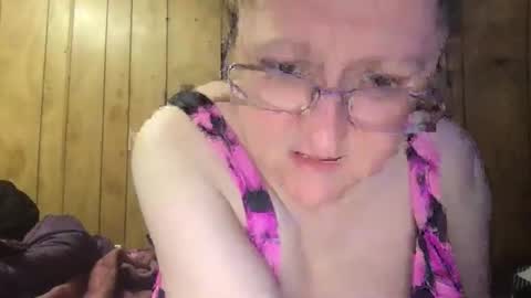 milfmichelle69 online show from March 22, 3:37 pm