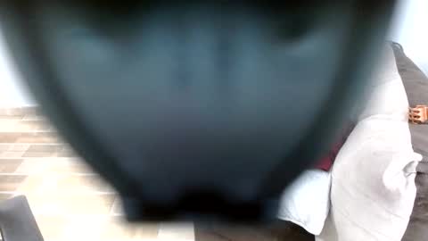 Snapshot of milfrosalie chatting on November 7, 9:31 am Rosalie online show from November 7, 9:31 am