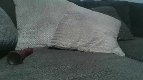 Snapshot of milfsdoitbetter chatting on January 5, 5:27 pm milfsdoitbetter online show from January 5, 5:27 pm