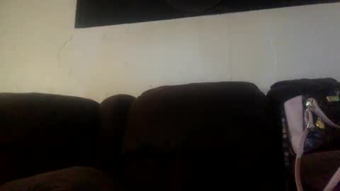 Snapshot of milfsfreaky69 chatting on January 16, 11:16 pm BabygirlsFreaky online show from January 16, 11:16 pm