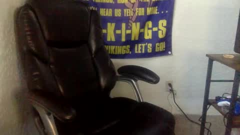 Snapshot of milfsfreaky69 chatting on January 27, 3:18 pm BabygirlsFreaky online show from January 27, 3:18 pm