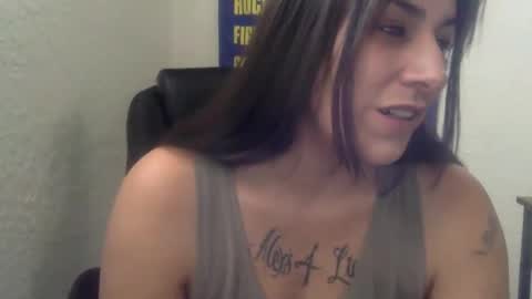 Snapshot of milfsfreaky69 chatting on January 27, 7:03 pm BabygirlsFreaky online show from January 27, 7:03 pm