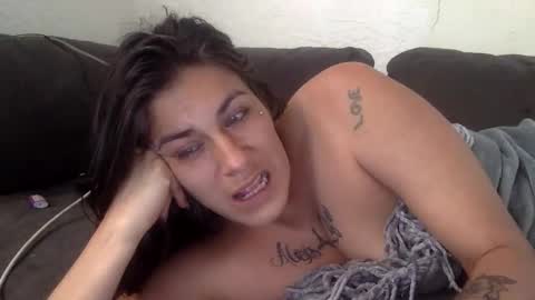 Snapshot of milfsfreaky69 chatting on April 12, 2:11 pm BabygirlsFreaky online show from April 12, 2:11 pm