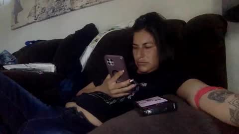 Snapshot of milfsfreaky69 chatting on April 18, 7:07 pm BabygirlsFreaky online show from April 18, 7:07 pm