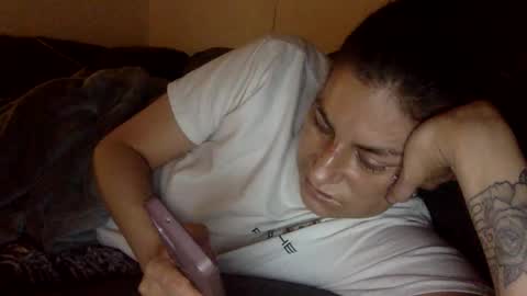 Snapshot of milfsfreaky69 chatting on April 20, 7:00 am BabygirlsFreaky online show from April 20, 7:00 am