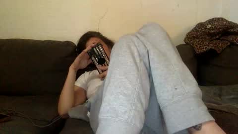 Snapshot of milfsfreaky69 chatting on April 24, 12:51 pm BabygirlsFreaky online show from April 24, 12:51 pm