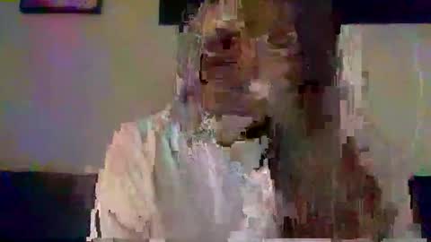 Snapshot of milfsfreaky69 chatting on April 26, 2:04 pm BabygirlsFreaky online show from April 26, 2:04 pm