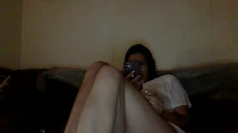 Snapshot of milfsfreaky69 chatting on April 28, 1:37 am BabygirlsFreaky online show from April 28, 1:37 am