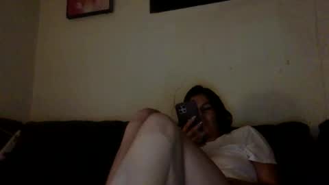 Snapshot of milfsfreaky69 chatting on April 29, 12:42 pm BabygirlsFreaky online show from April 29, 12:42 pm