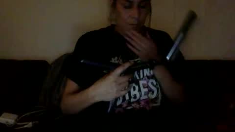 Snapshot of milfsfreaky69 chatting on May 11, 2:17 am BabygirlsFreaky online show from May 11, 2:17 am