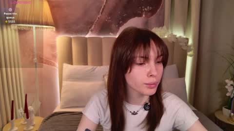 Mili Jay online show from May 18, 7:41 pm