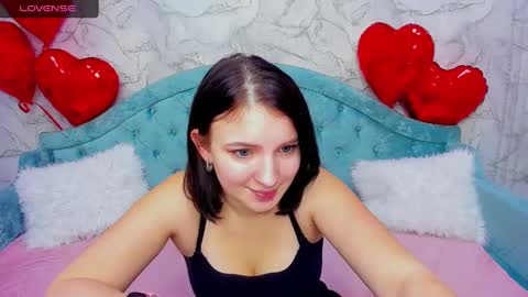 Snapshot of milinafox chatting on February 11, 10:59 am milinafox online show from February 11, 10:59 am