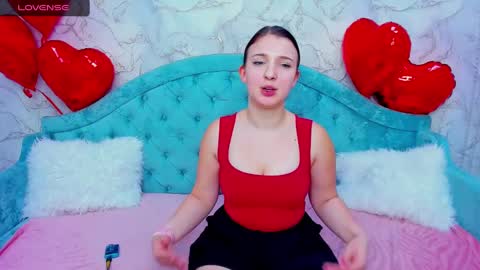 Snapshot of milinafox chatting on February 12, 10:35 am milinafox online show from February 12, 10:35 am
