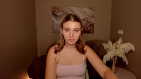 Snapshot of milinafox chatting on September 9, 3:06 am milinafox online show from September 9, 3:06 am