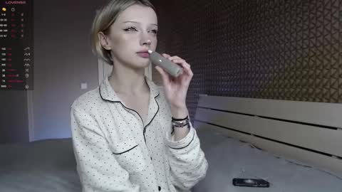 Snapshot of milinamarvelous chatting on September 16, 2:45 am Mila 3 aka Deepthroat World Champion online show from September 16, 2:45 am