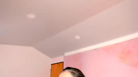 S O F I A online show from October 4, 12:14 pm