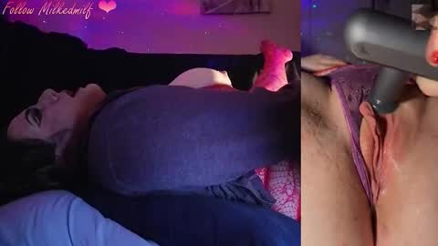 Snapshot of milkedmilf chatting on December 5, 4:21 am milkedmilf online show from December 5, 4:21 am