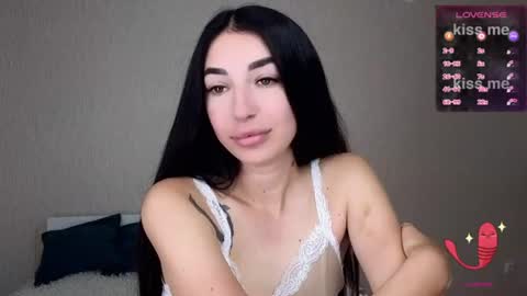 Snapshot of milkiss_kiss chatting on June 17, 6:16 am milkiss_kiss online show from June 17, 6:16 am
