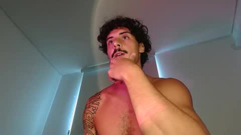 milkoffee online show from March 25, 1:28 pm