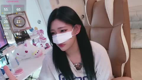 Snapshot of milksola chatting on May 2, 3:44 am milksola online show from May 2, 3:44 am