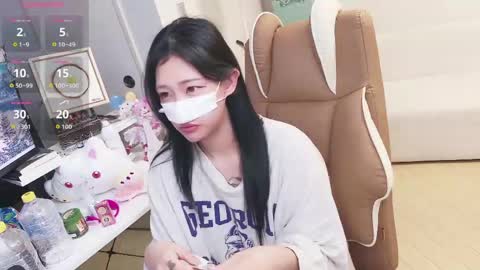 Snapshot of milksola chatting on May 24, 1:05 pm milksola online show from May 24, 1:05 pm