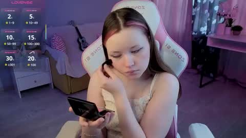 milky_basement online show from October 5, 7:28 am