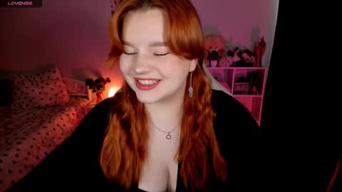 Snapshot of milky_wayx chatting on November 1, 5:42 am Lisa online show from November 1, 5:42 am