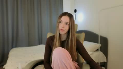 Eva online show from May 13, 4:43 am