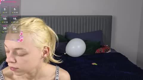 Snapshot of millaholt chatting on October 10, 2:16 pm Hello Im Mila online show from October 10, 2:16 pm