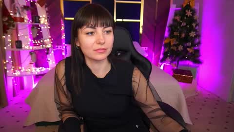 Snapshot of millaluxlove chatting on January 8, 9:22 am millaluxlove online show from January 8, 9:22 am