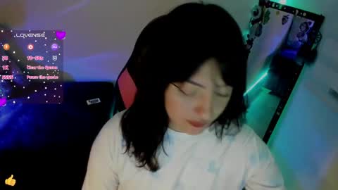 Snapshot of millandiux chatting on May 6, 1:47 am millandiux online show from May 6, 1:47 am