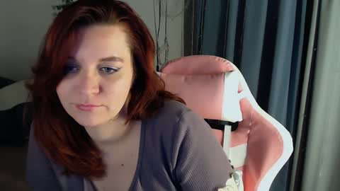 Snapshot of millapoolys chatting on December 3, 10:51 pm Milla online show from December 3, 10:51 pm