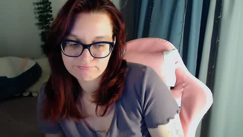Snapshot of millapoolys chatting on December 5, 8:22 pm Milla online show from December 5, 8:22 pm