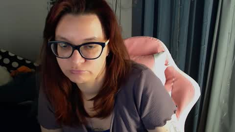 Snapshot of millapoolys chatting on February 23, 12:16 pm Milla online show from February 23, 12:16 pm