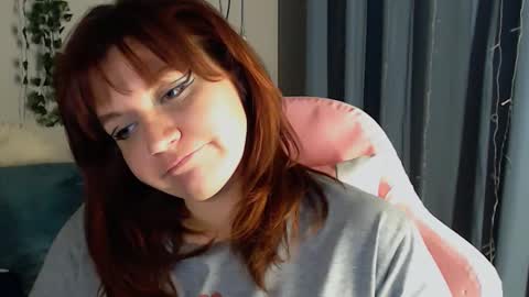 Snapshot of millapoolys chatting on February 27, 3:37 pm Milla online show from February 27, 3:37 pm
