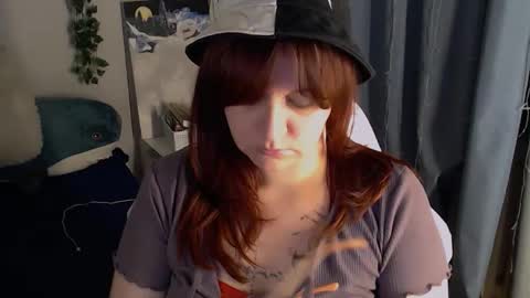 Milla online show from October 29, 11:39 pm