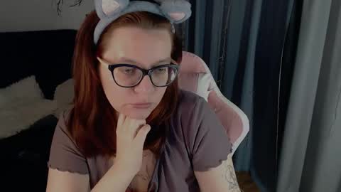 Milla online show from May 17, 3:19 pm