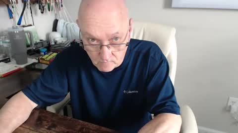 Snapshot of millenium0129 chatting on February 20, 4:29 pm millenium0129 online show from February 20, 4:29 pm