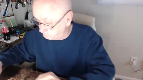 Snapshot of millenium0129 chatting on February 23, 12:52 am millenium0129 online show from February 23, 12:52 am