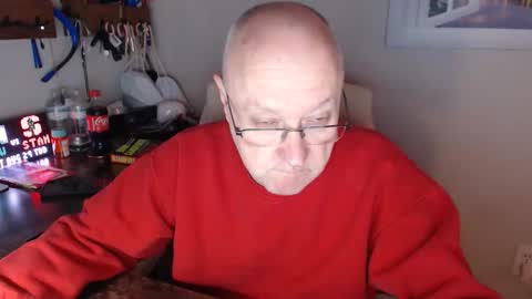 Snapshot of millenium0129 chatting on March 17, 1:10 am millenium0129 online show from March 17, 1:10 am