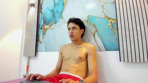 Snapshot of miller_sanz chatting on March 21, 12:54 pm MILLER online show from March 21, 12:54 pm