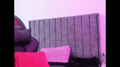 Snapshot of miller_silvana chatting on July 16, 11:38 am miller_silvana online show from July 16, 11:38 am