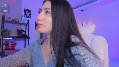 miller_vanessa_ online show from May 12, 8:50 pm